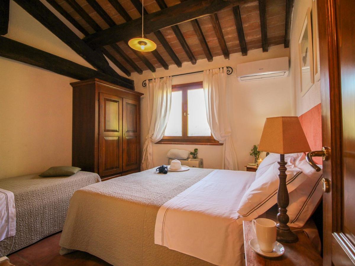 Boschi Di Monte Calvi Alloggio per agriturismo