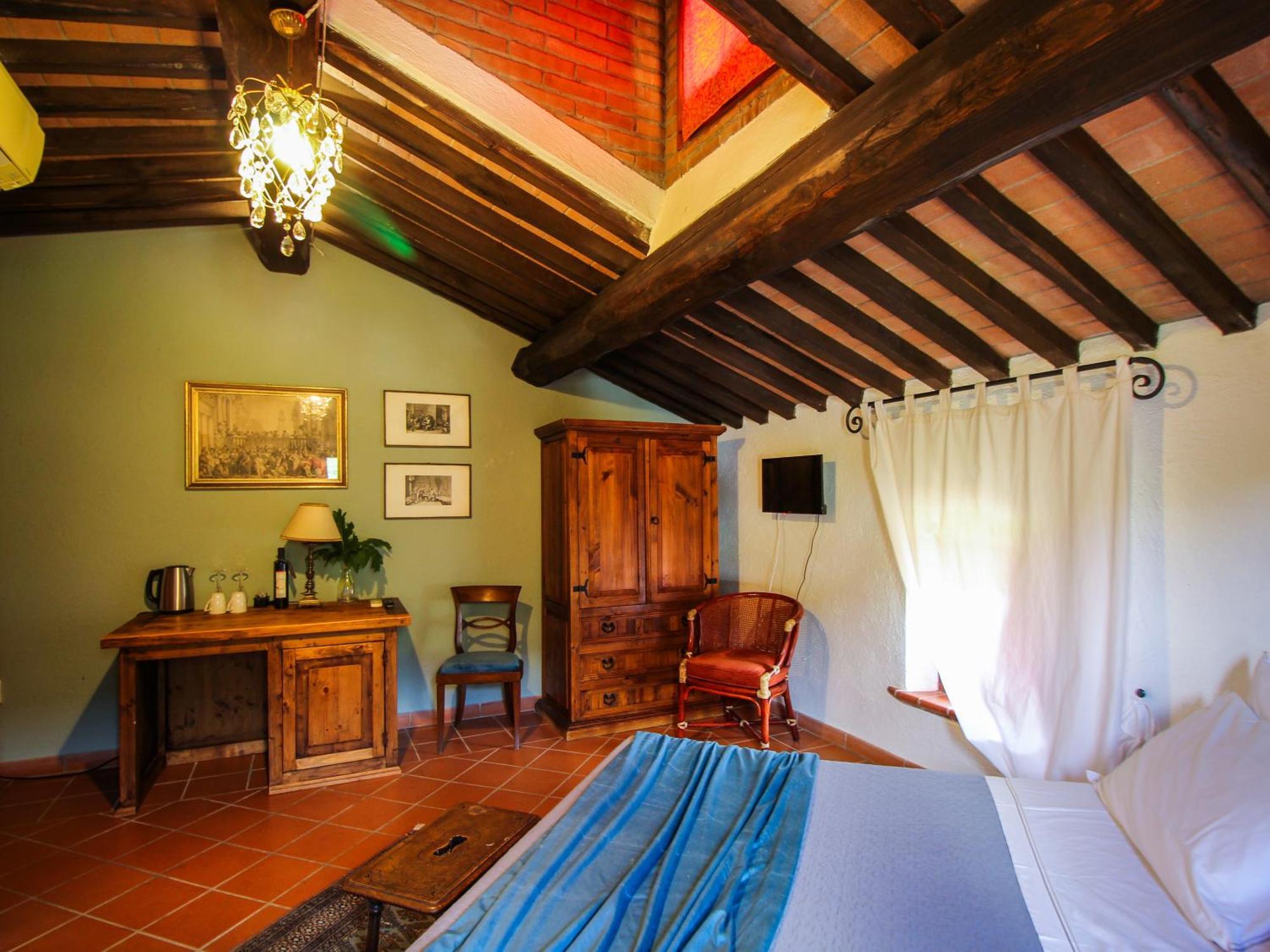 Agriturismo Boschi Di Montecalvi Farm stay *