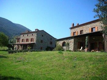 Agriturismo Boschi Di Montecalvi Farm stay *